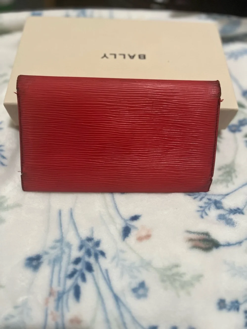 Louis Vuitton Red Epi Leather Wallet - Picture 2 of 12